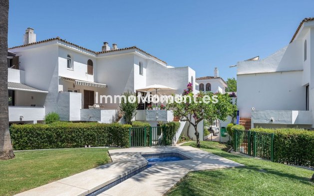 Reventa - Adosado - Estepona  - Cancelada