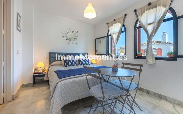 Reventa - Adosado - Estepona  - Cancelada
