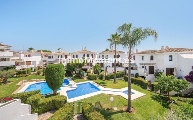 Reventa - Adosado - Estepona  - Cancelada