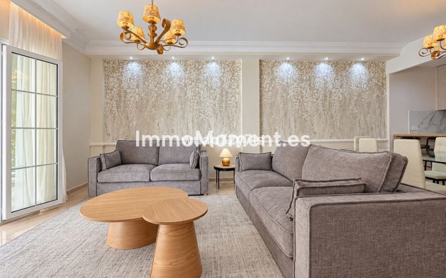 Wiederverkauf - Wohnung - Estepona  - El Presidente