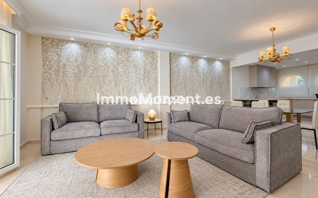 Wiederverkauf - Wohnung - Estepona  - El Presidente