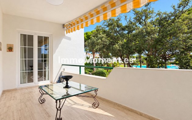 Wiederverkauf - Wohnung - Estepona  - El Presidente