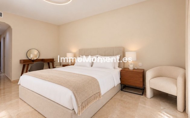 Wiederverkauf - Wohnung - Estepona  - El Presidente
