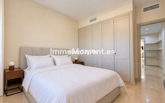 Wiederverkauf - Wohnung - Estepona  - El Presidente