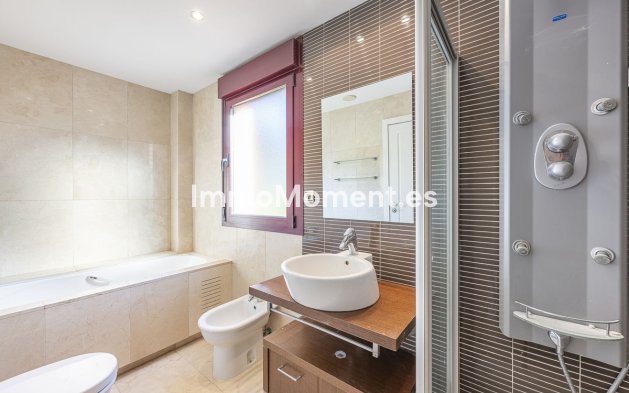 Reventa - Apartamento - Casares - Casares Centro