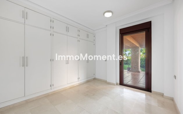 Reventa - Apartamento - Casares - Casares Centro