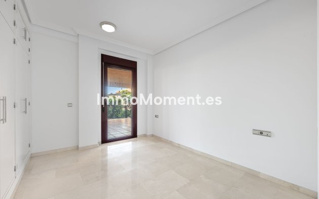 Reventa - Apartamento - Casares - Casares Centro