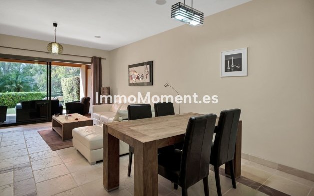 Wiederverkauf - Wohnung - Estepona  - Atalaya