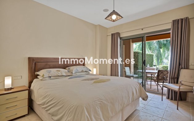 Wiederverkauf - Wohnung - Estepona  - Atalaya