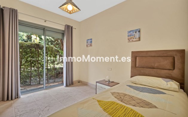 Wiederverkauf - Wohnung - Estepona  - Atalaya