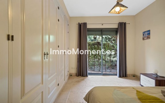 Wiederverkauf - Wohnung - Estepona  - Atalaya