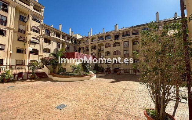 Resale - Apartment - Benalmadena - Arroyo de la Miel