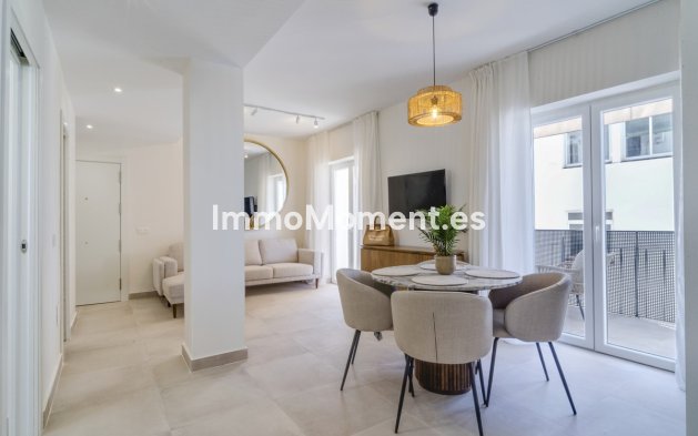 Resale - Apartment - Estepona - Estepona Centro