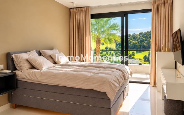 Resale - Apartment - Benahavís - Benahavís Centro