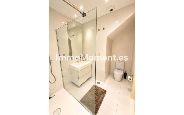 Resale - Apartment - Benahavís - Benahavís Centro