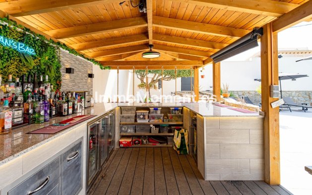 Wiederverkauf - Freistehende Villa - Orihuela Costa - Villamartín