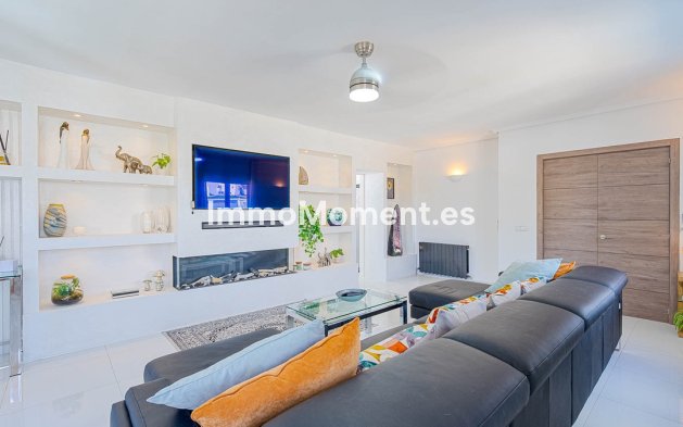 Wiederverkauf - Freistehende Villa - Orihuela Costa - Villamartín
