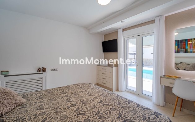 Wiederverkauf - Freistehende Villa - Orihuela Costa - Villamartín