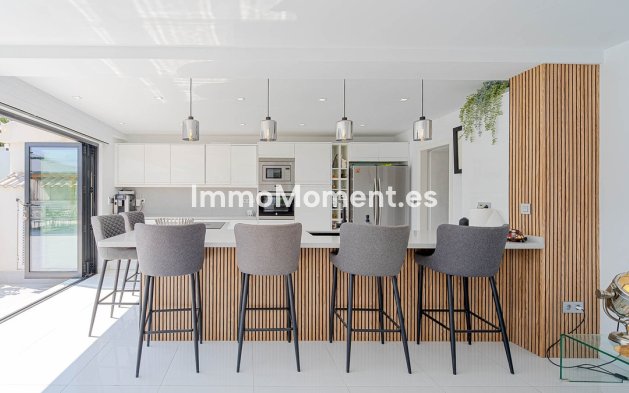 Wiederverkauf - Freistehende Villa - Orihuela Costa - Villamartín