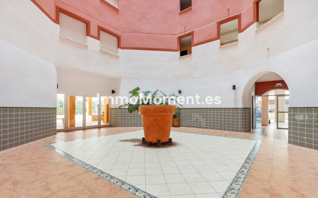 Resale - Apartment - Torrevieja - Playa de los Locos