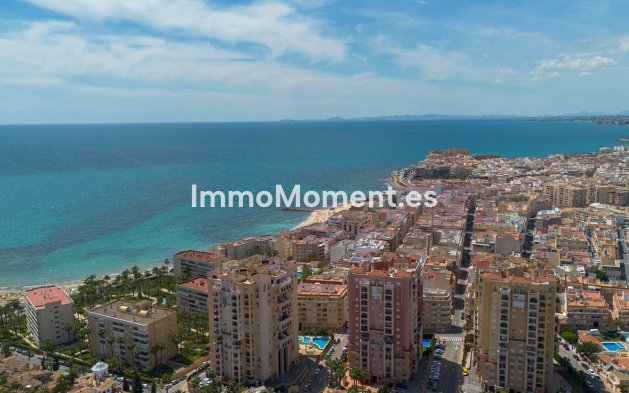 Resale - Apartment - Torrevieja - Playa de los Locos
