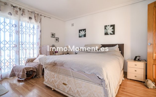 Wiederverkauf - Freistehende Villa - Torrevieja - Torrevieja Centro