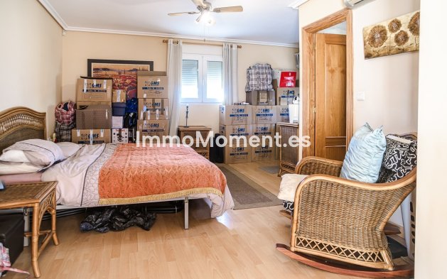 Wiederverkauf - Freistehende Villa - Torrevieja - Torrevieja Centro
