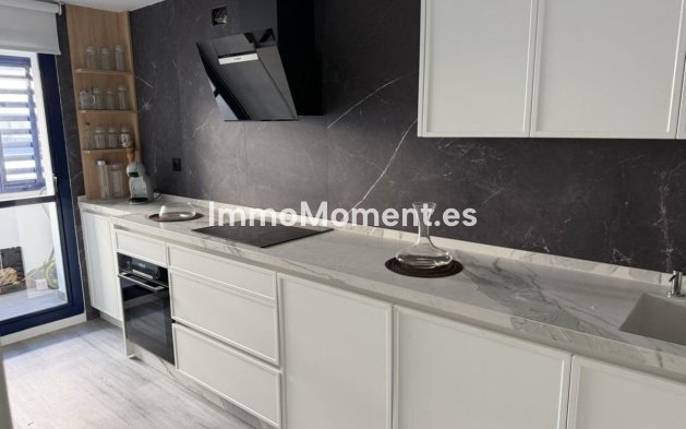 Revente - Appartement - Estepona  - Estepona Centro