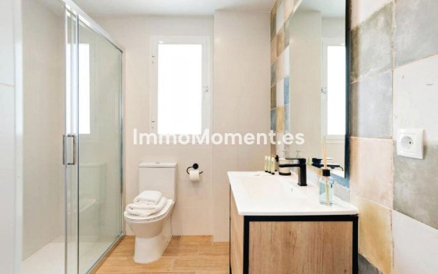 Reventa - Villa independiente - Benalmadena - Benalmadena Centro