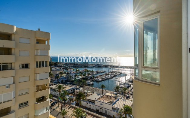 Revente - Appartement - Estepona  - Estepona Centro