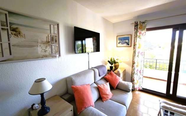 Resale - Apartment - Orihuela Costa - Villamartín