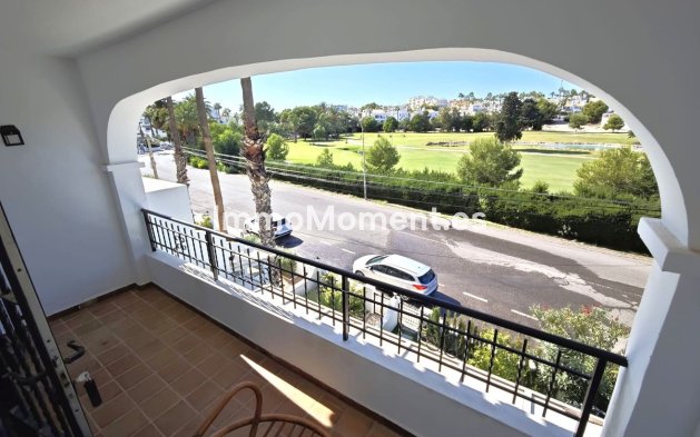 Resale - Apartment - Orihuela Costa - Villamartín
