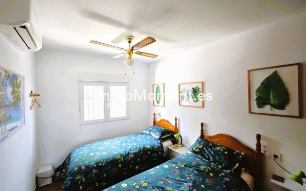 Resale - Apartment - Orihuela Costa - Villamartín
