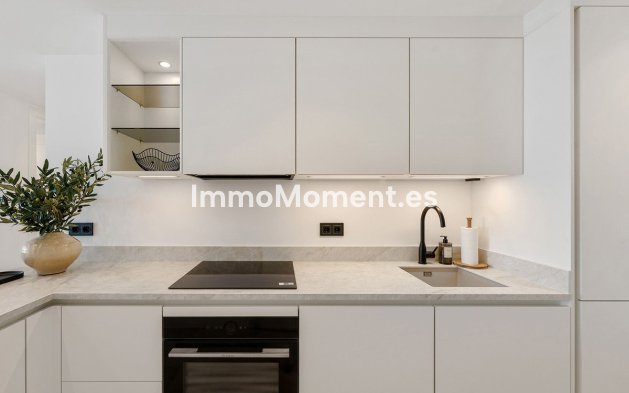 Resale - Apartment - Benahavís - Los Arqueros