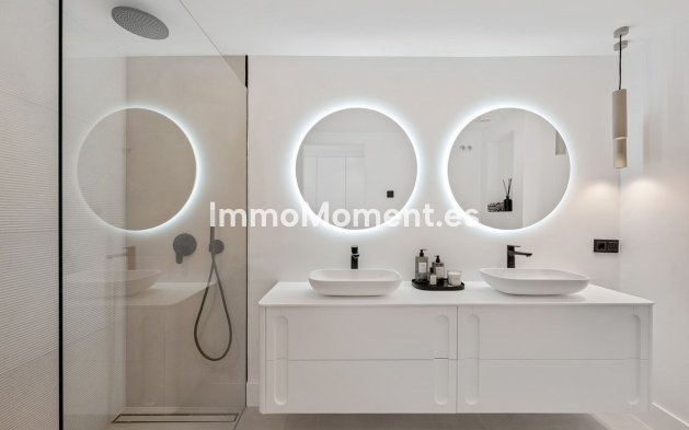 Resale - Apartment - Benahavís - Los Arqueros