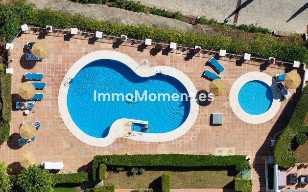 Resale - Apartment - Benahavís - Los Arqueros