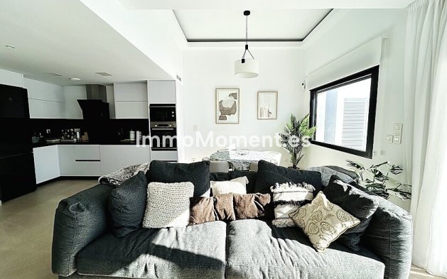 Reventa - Villa independiente - Guardamar del Segura - Urbanización El Raso