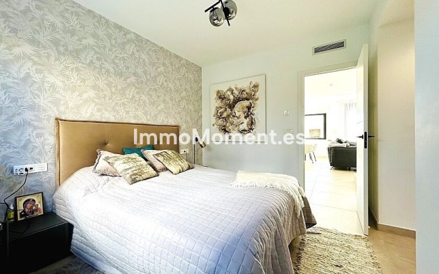 Reventa - Villa independiente - Guardamar del Segura - Urbanización El Raso