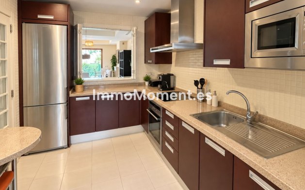 Revente - Maison mitoyenne - Marbella - Nueva Andalucía