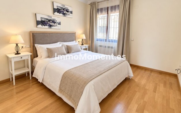 Revente - Maison mitoyenne - Marbella - Nueva Andalucía