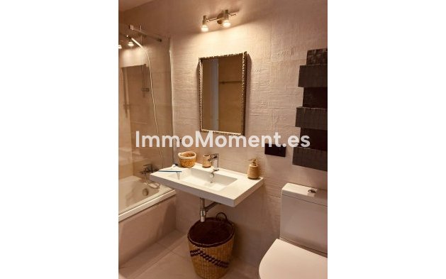 Wiederverkauf - Wohnung - Estepona  - Estepona Centro