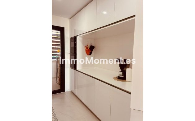 Wiederverkauf - Wohnung - Estepona  - Estepona Centro