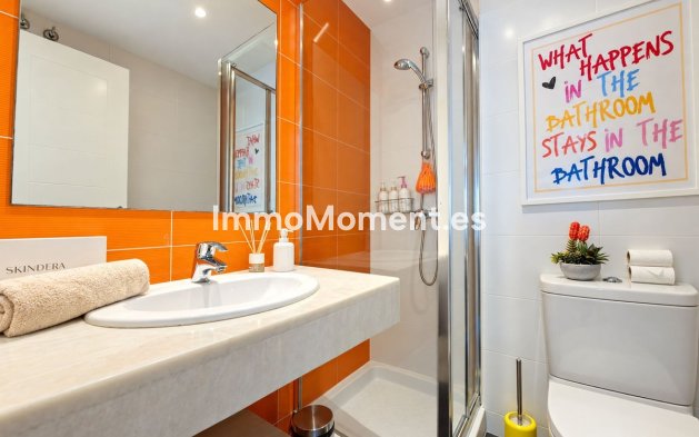 Resale - Apartment - Estepona - Estepona Centro