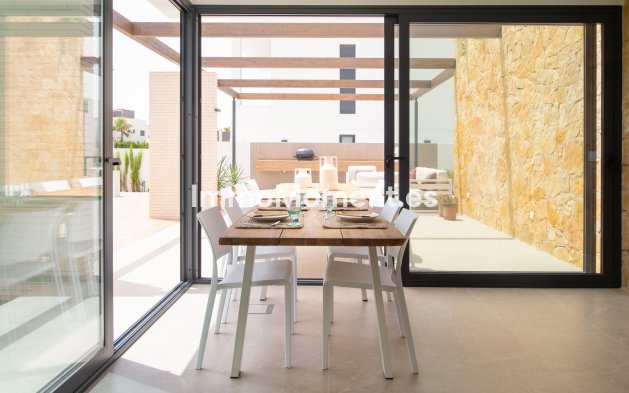 Obra nueva - Villa independiente - Dehesa de Campoamor