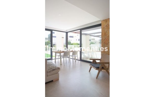 Obra nueva - Villa independiente - Dehesa de Campoamor