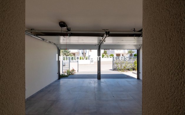 Neubau - Freistehende Villa - Algorfa