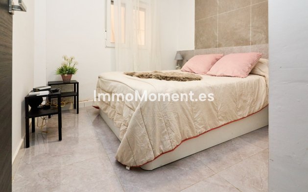 Resale - Apartment - Torrevieja - La Mata