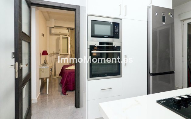 Resale - Apartment - Torrevieja - La Mata