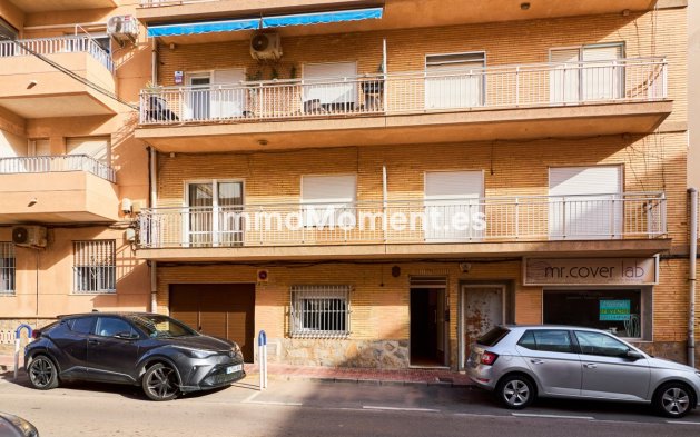 Resale - Apartment - Torrevieja - La Mata
