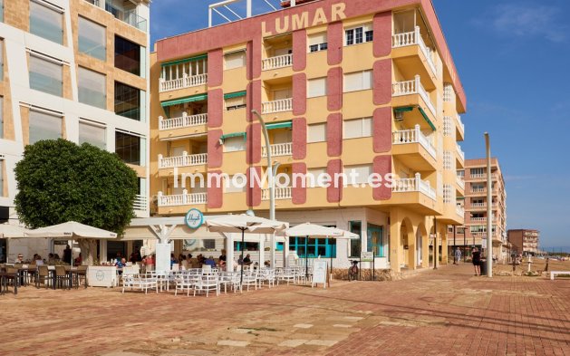 Resale - Apartment - Torrevieja - La Mata